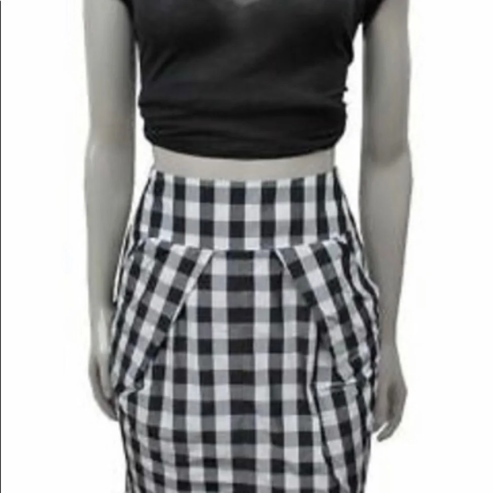 Anthropology Mcginn Gingham with Pockets Size 6 Work Attire Office Casual